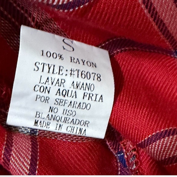 ‎Button Down Plaid Top - Picture 14 of 16